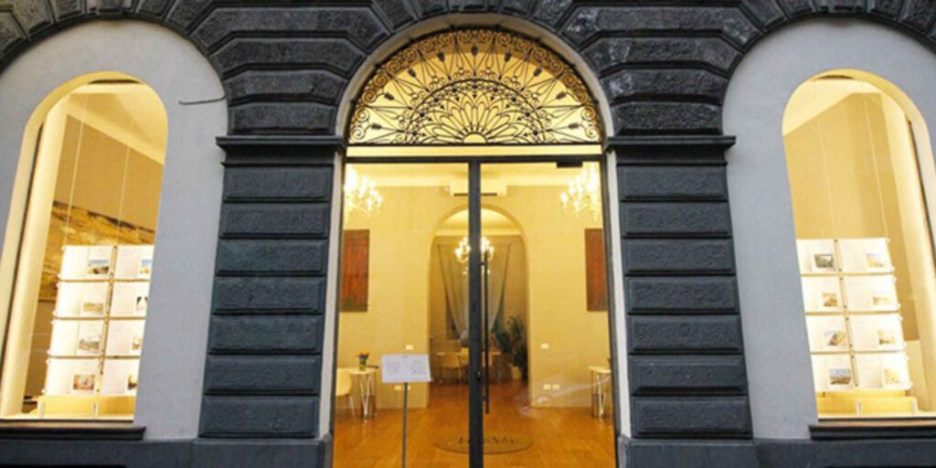 Level House resta aperta