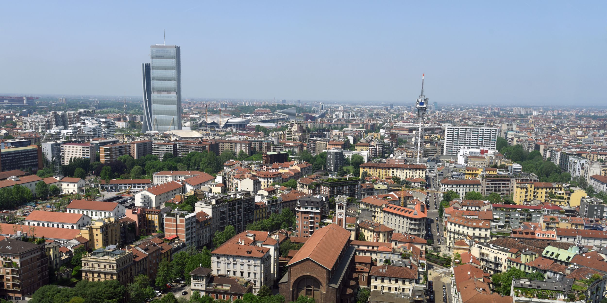 Valori immobiliari: a Milano i prezzi salgono del 4,8%